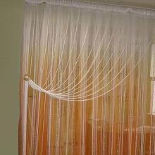 Thread curtains in the interior